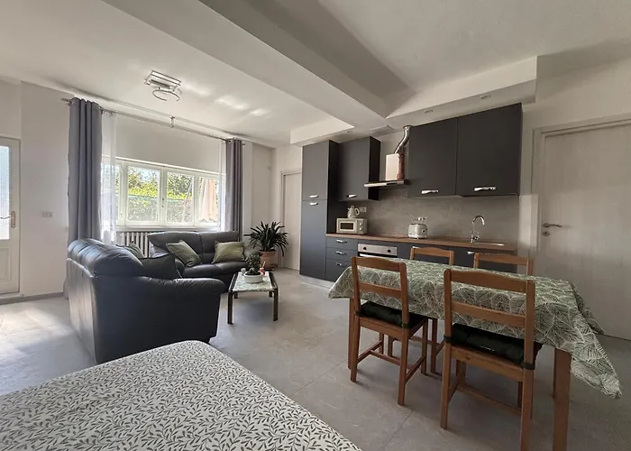 Il Giglio Apartment *